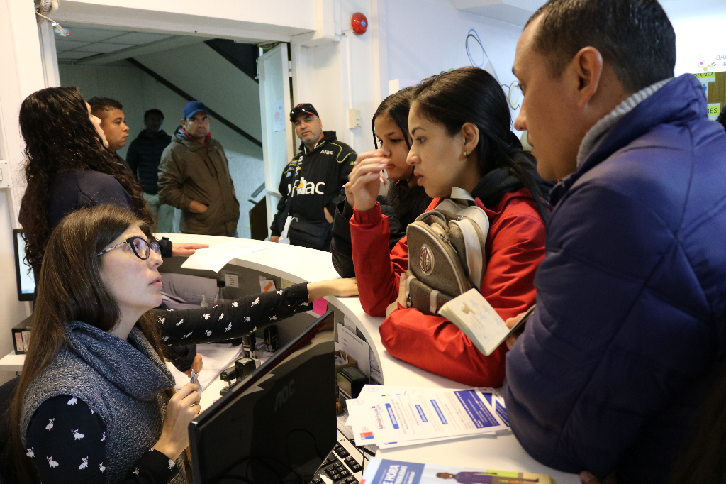 Más de 100 extranjeros han recibido su visa y podrán reservar hora para obtener su cédula