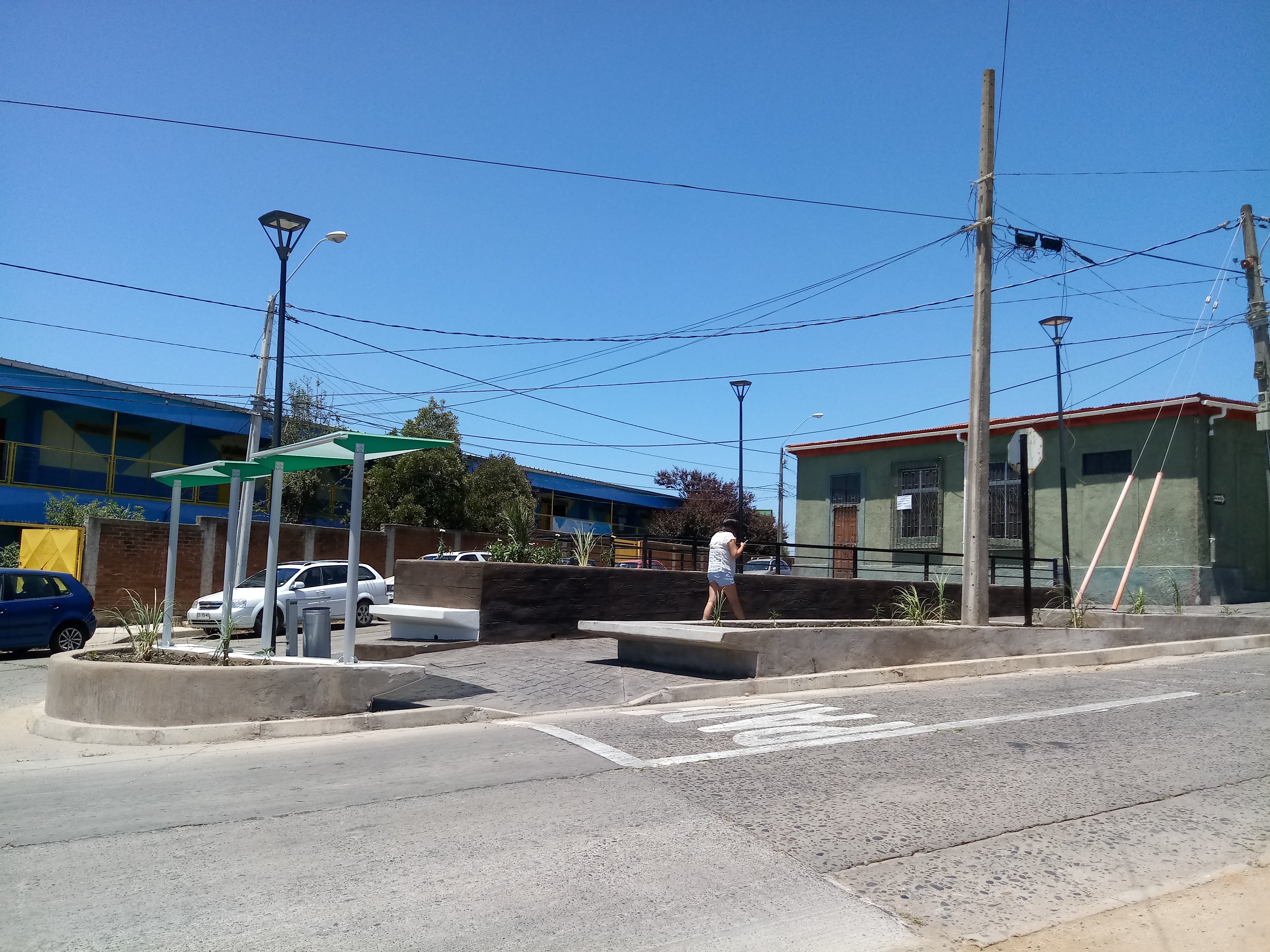 Municipio transformó sitio eriazo en una plaza en el cerro Playa Ancha