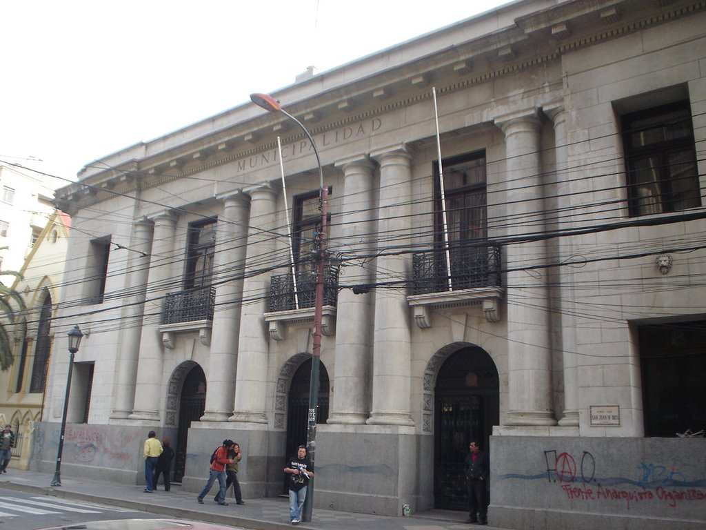 Municipio de Valparaíso suspenderá sus servicios por paro del sector público