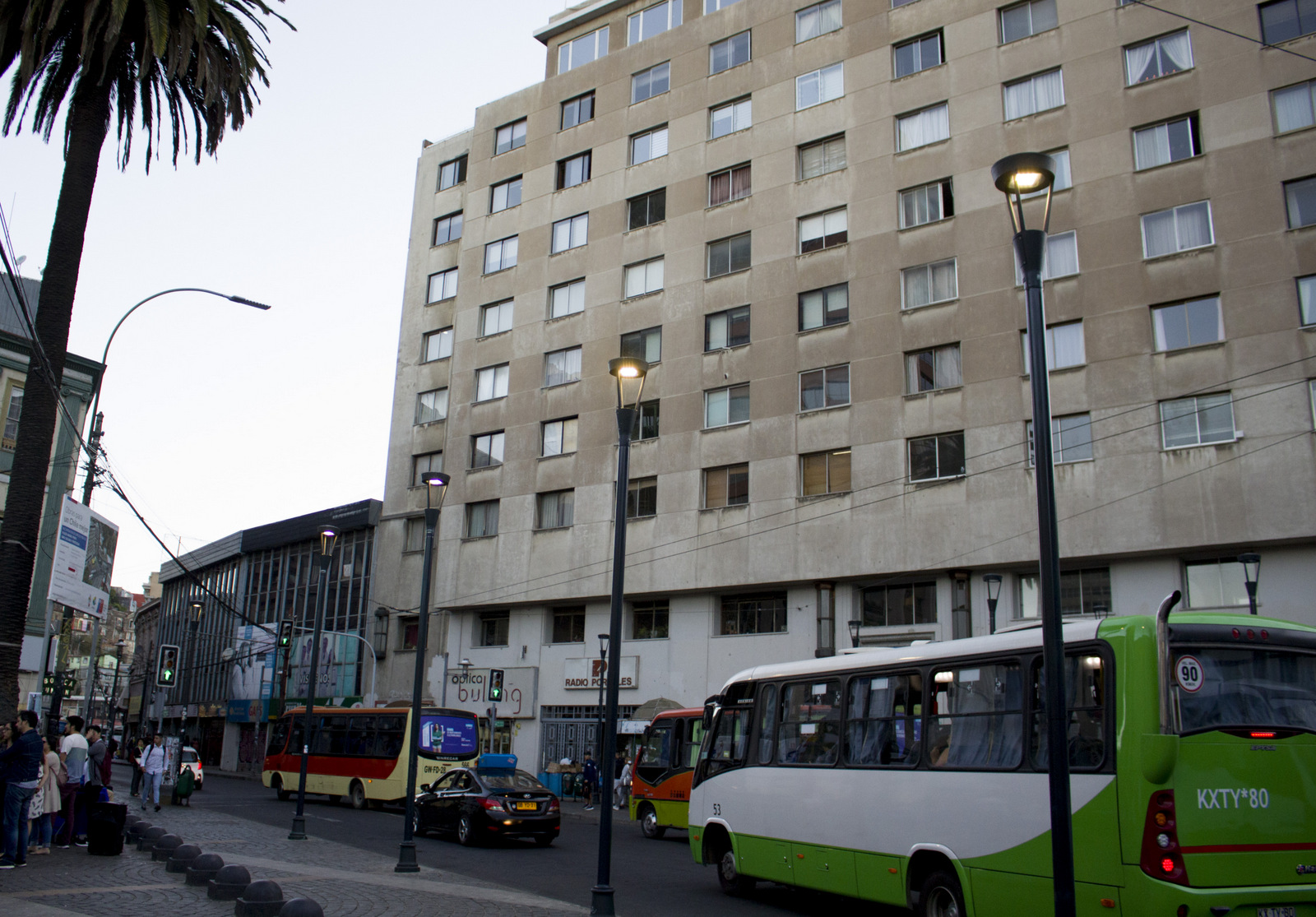 Nuevas luminarias para Plaza Aníbal Pinto y sus alrededores