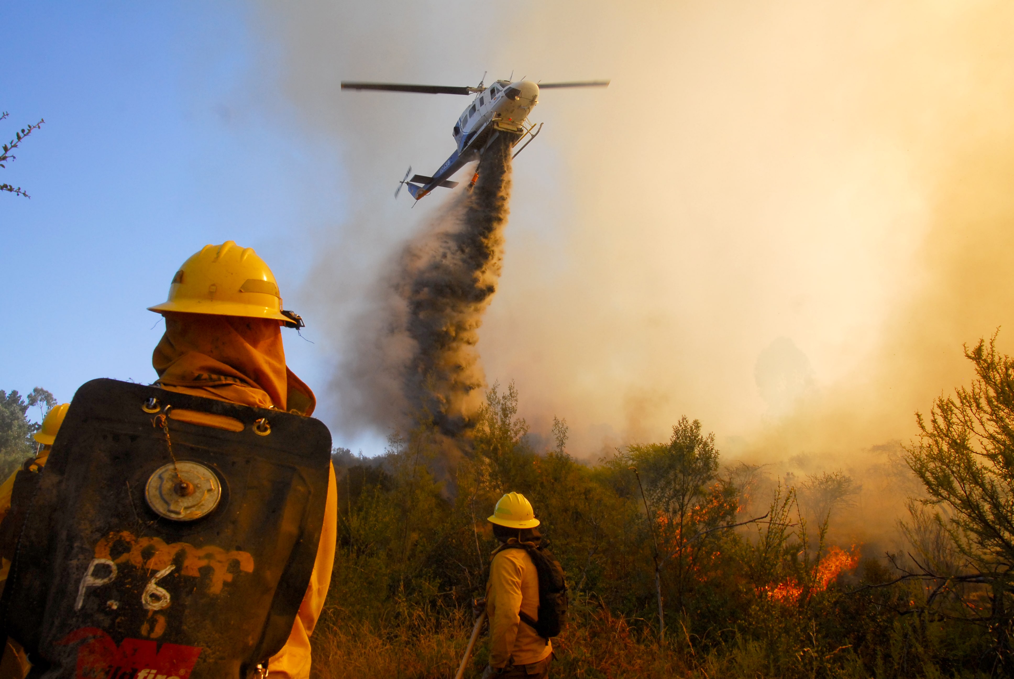 Ministro de Agricultura hace un balance de incendios forestales: “La buena noticia es que aún teniendo más incendios, hay menos superficie quemada”.