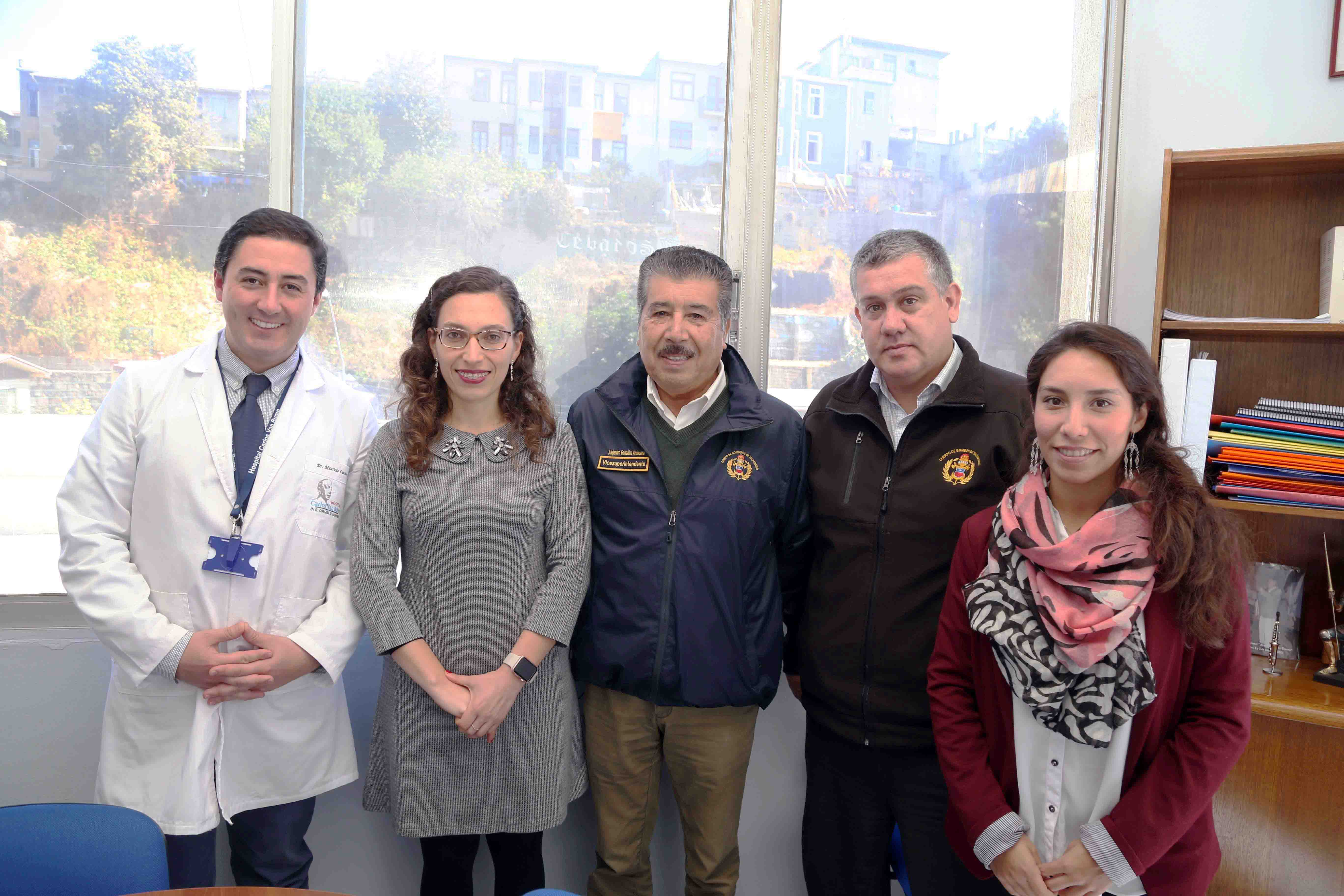 Hospital Van Buren y Cuerpo de Bomberos de Valparaíso establecen convenio de Colaboración