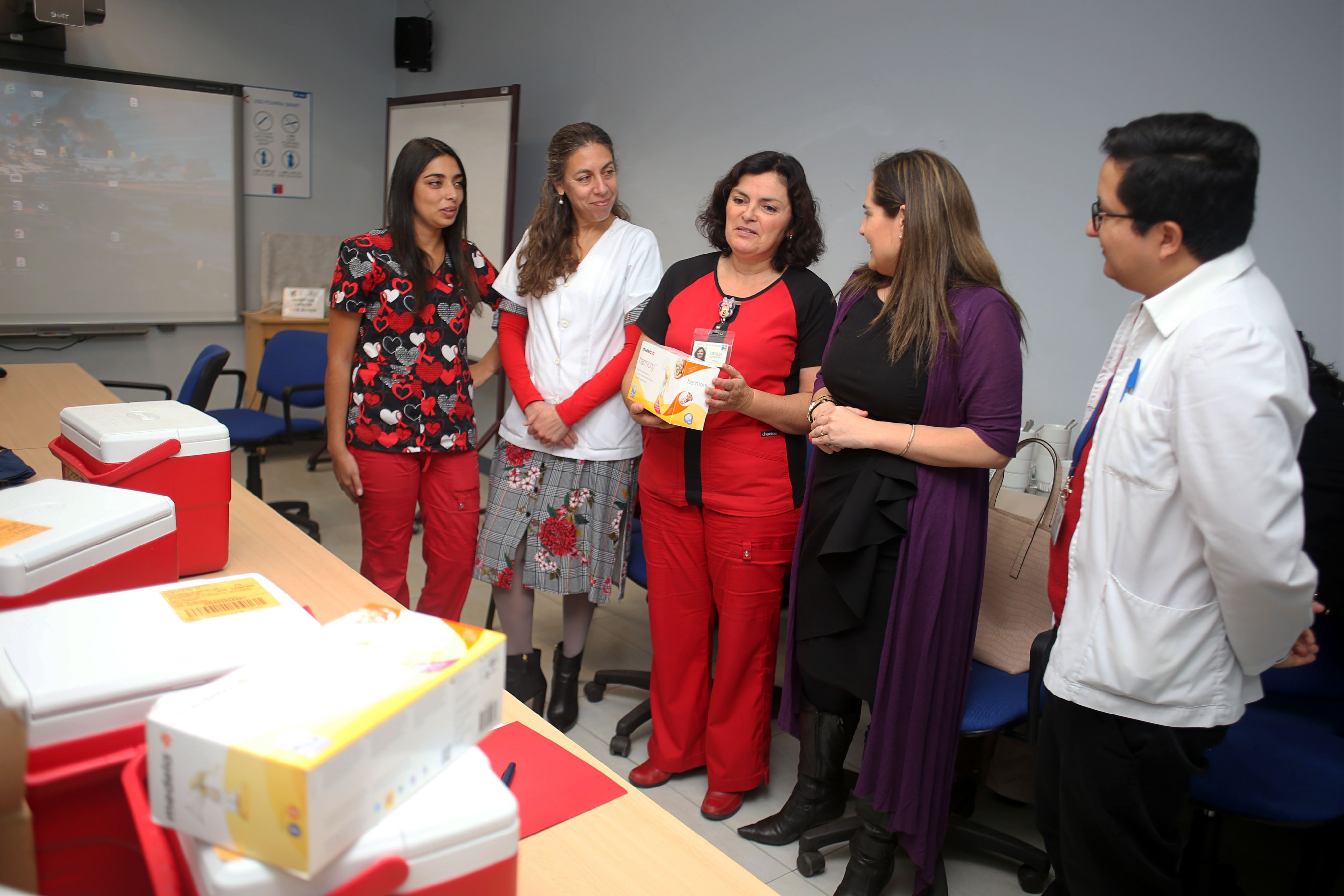 Donan insumos para fortalecer la lactancia materna exclusiva en el Hospital Carlos Van Buren
