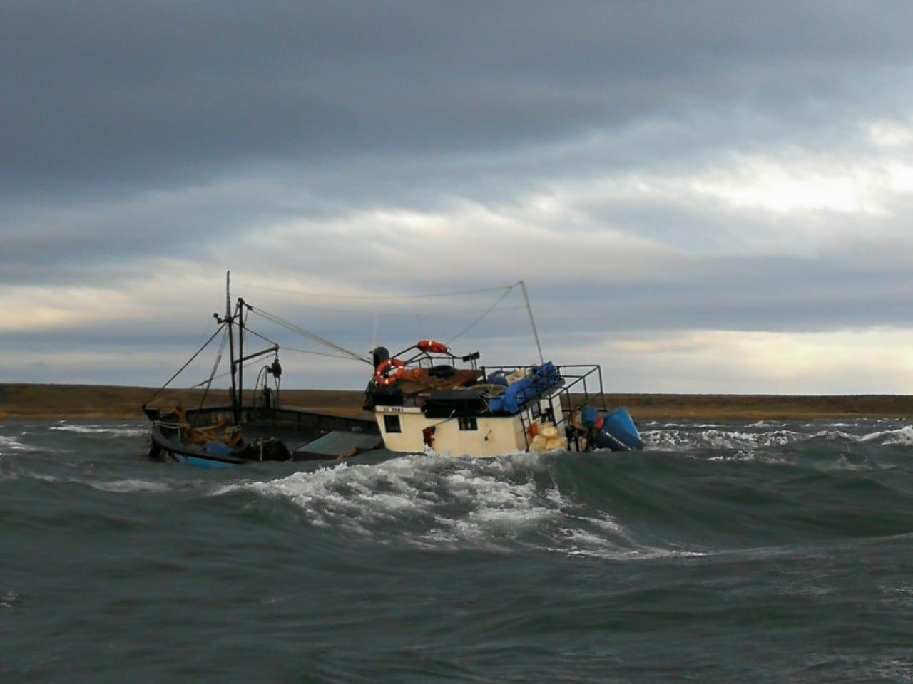 Amplio operativo permitió el rescate de tres personas en Tierra del Fuego