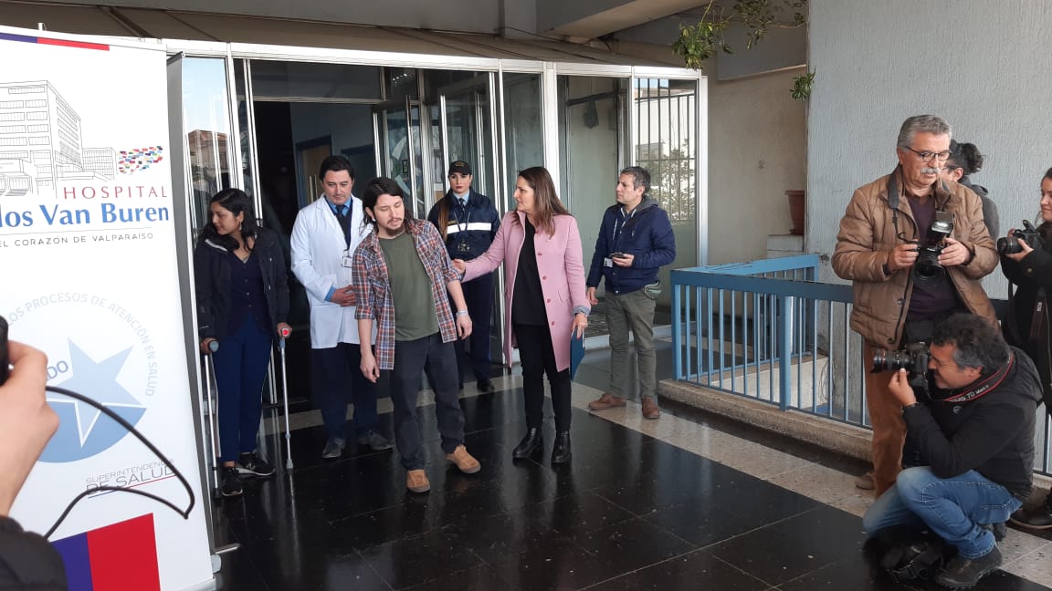 Dirigentes Vecinales del C° Polanco baleados el Domingo abandonan Hospital Van Buren