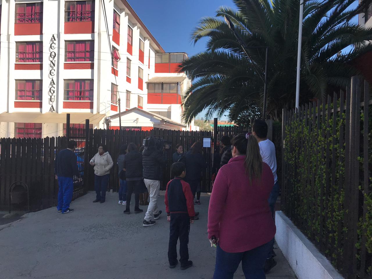 Amplio despliegue policial por amenaza de tiroteo en colegio de Quilpué