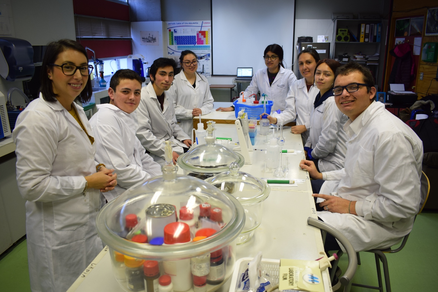 UPLA abre laboratorios a escolares con pasantías científico-tecnológicas
