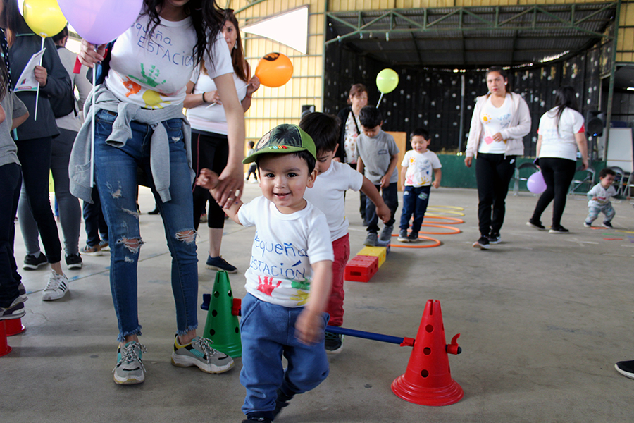 Párvulos del jardín infantil “Pequeña Estación” promueven la vida saludable