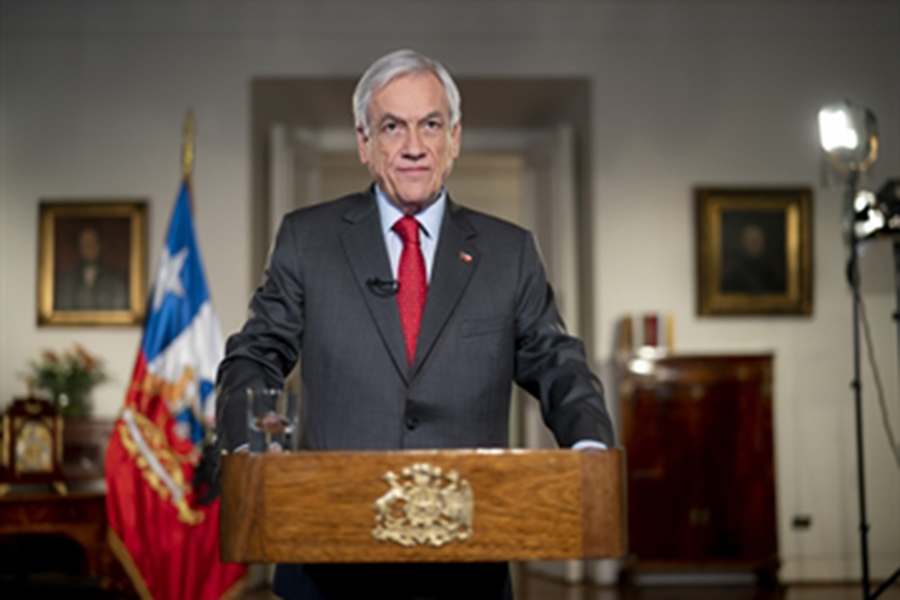Aprobación del Presidente Piñera cae a nuevo mínimo: 9% aprueba y 84% desaprueba.