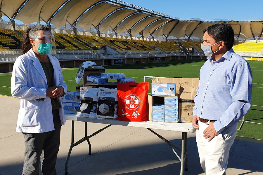 SaludQuillota recibió importante donación de elementos de protección personal de parte del Colegio Médico de Valparaíso