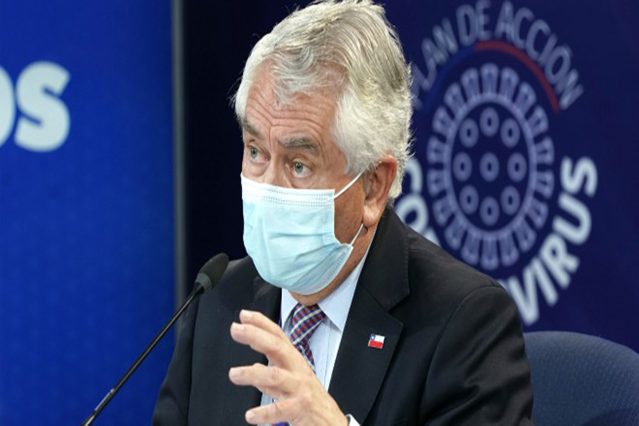 Ministro Paris: “disminuir la movilidad es fundamental para contener la pandemia”