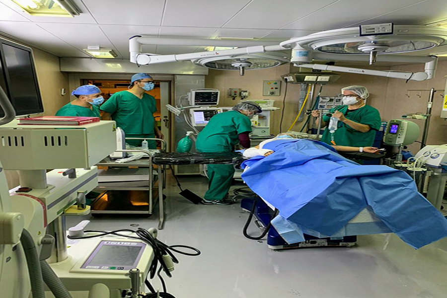 Hospital Carlos van Buren ha realizado a la fecha 30 operaciones quirúrgicas en el Buque Sargento Aldea