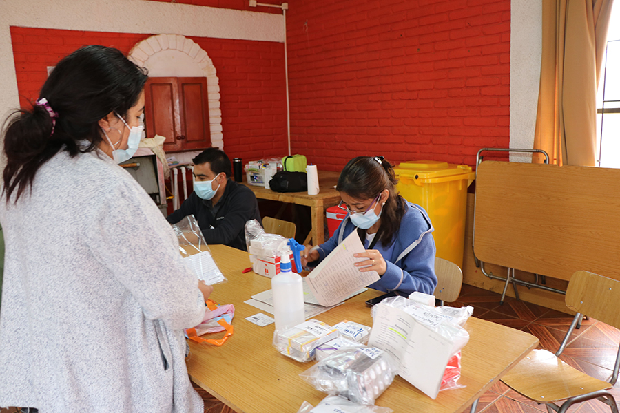 Farmacia CAE del Hospital Dr. Gustavo Fricke habilita entrega de medicamentos para pacientes crónicos en Nueva Aurora