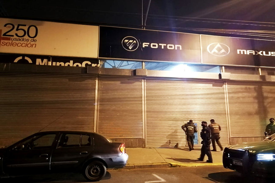 Seis detenidos por fiesta clandestina al interior de un taller mecánico en Valparaíso