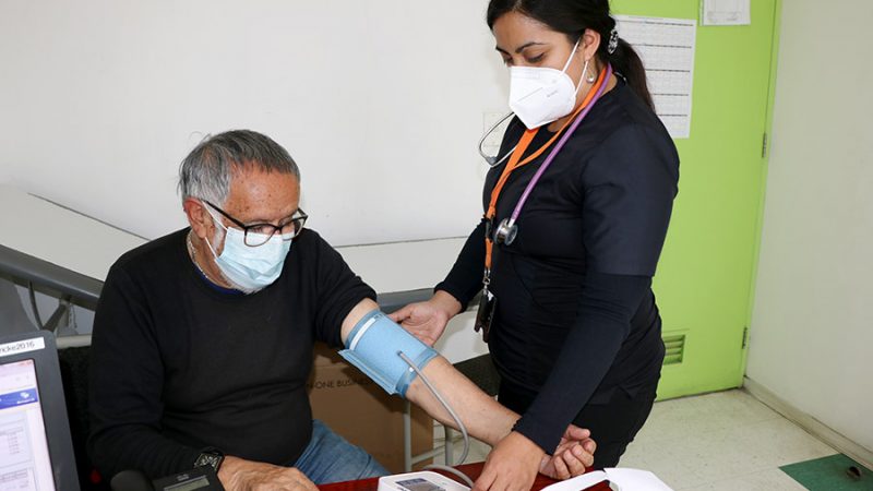 Programa PRAIS del Hospital Dr. Gustavo Fricke SSVQ retoma sus atenciones presenciales y fortalece atención post COVID de sus beneficiarios