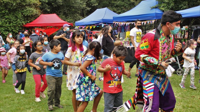 Feria Kids Carnaval se celebra en el Jardín Botánico con agrupaciones de tumbe, caporales, tinkus y samba.
