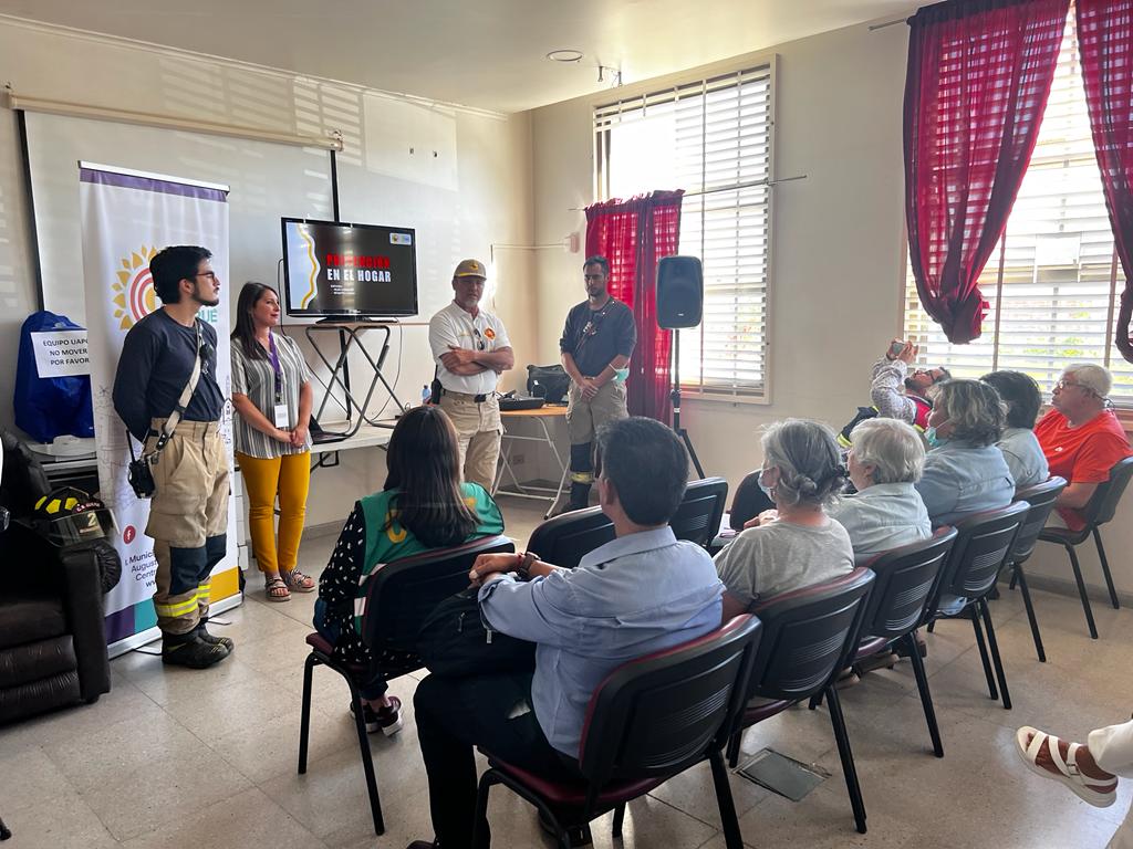 Municipio Abierto y Bomberos de Quilpué realizan capacitaciones comunitarias en gestión de riesgos