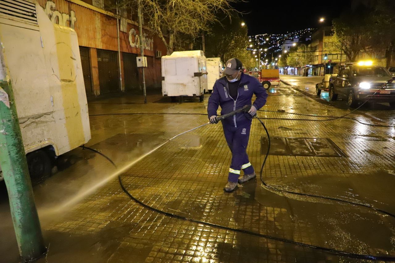 Municipalidad de Valparaíso reforzará medidas de seguridad preventiva en alrededores del Mercado Cardonal