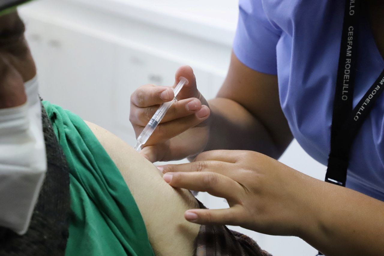 Preocupación por baja tasa de vacunación contra la influenza en Valparaíso